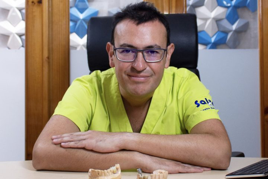 Slider image (2) Dentist in Mexico